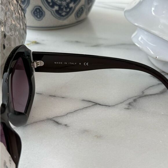 CHANEL 5468-B 1705/S1 Burgundy Gradient Sunglasses - Picture 6 of 7